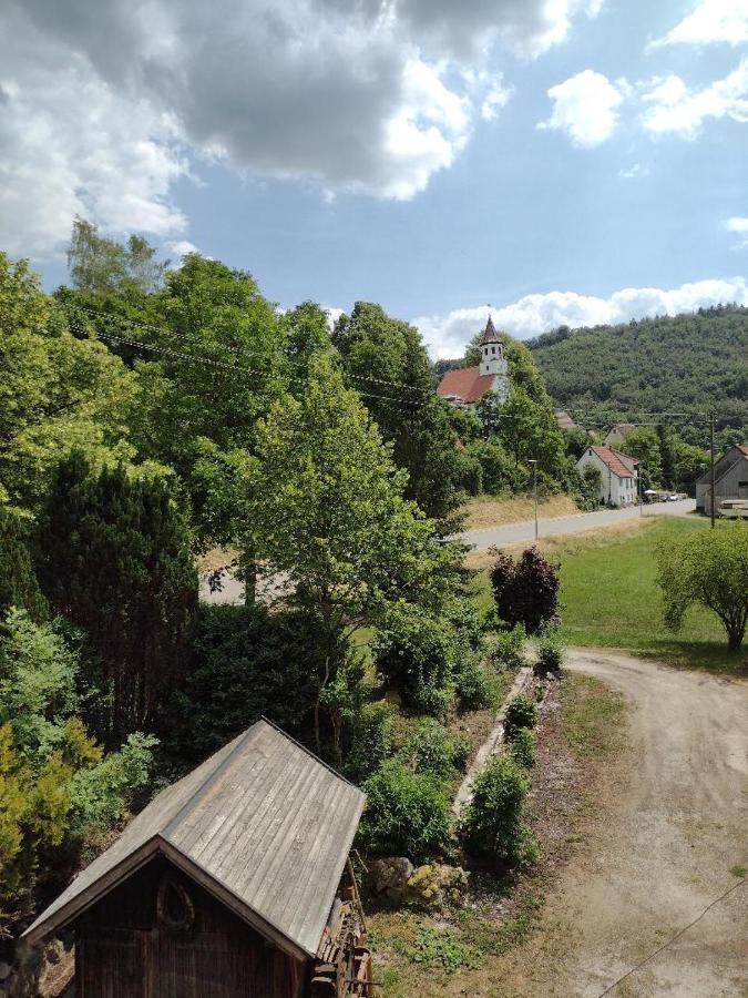 Burgenwelt Im Wilden Sueden Appartement Münsingen Buitenkant foto