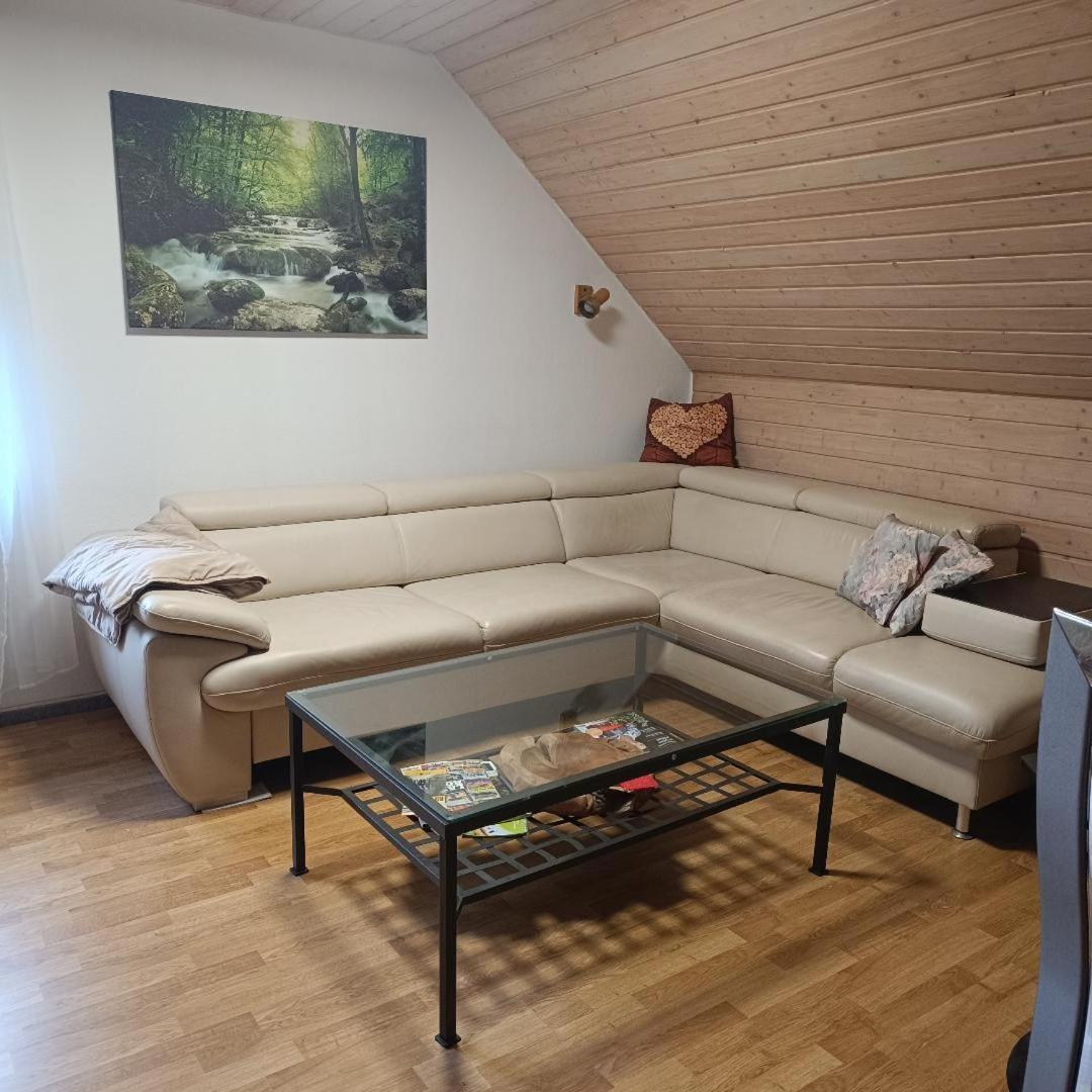 Burgenwelt Im Wilden Sueden Appartement Münsingen Buitenkant foto