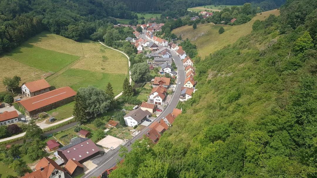 Burgenwelt Im Wilden Sueden Appartement Münsingen Buitenkant foto